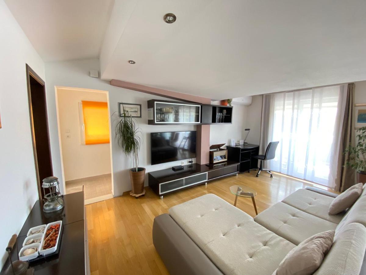 Apartment Sirius โปดสตรานา ภายนอก รูปภาพ