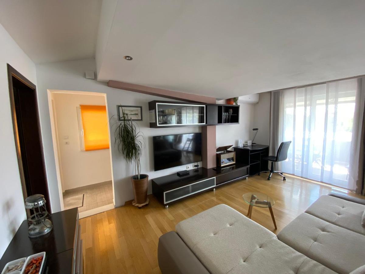Apartment Sirius โปดสตรานา ภายนอก รูปภาพ