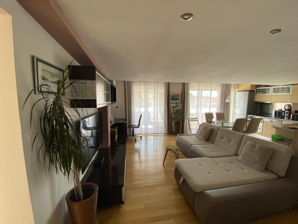 Apartment Sirius โปดสตรานา ภายนอก รูปภาพ