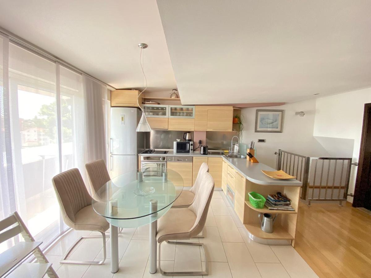 Apartment Sirius โปดสตรานา ภายนอก รูปภาพ