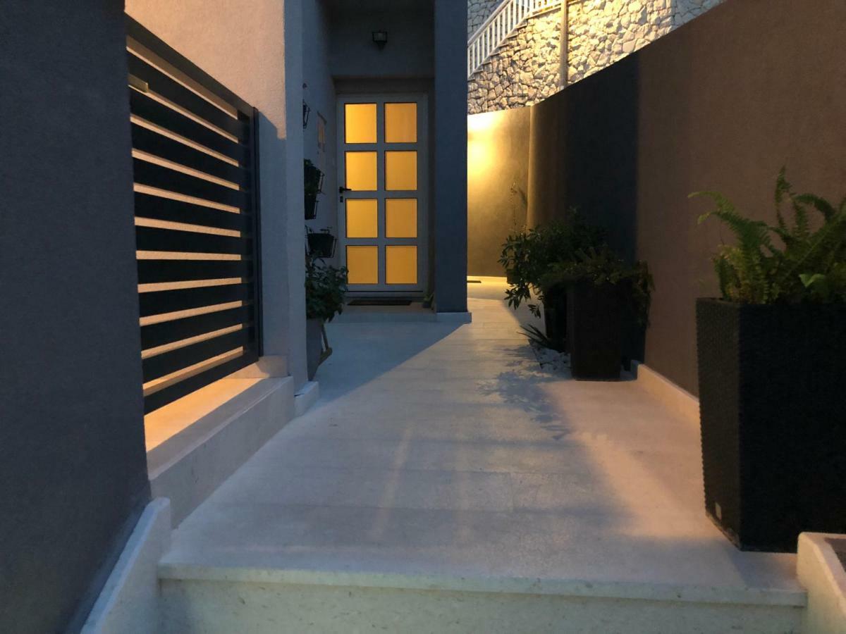 Apartment Sirius โปดสตรานา ภายนอก รูปภาพ